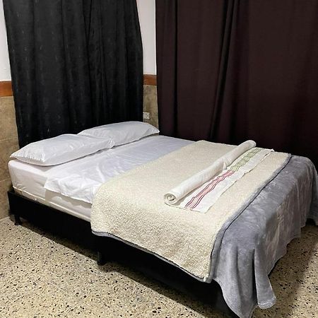 Casa Al Frente Del Pueblito Paisa Lejlighed Medellín Eksteriør billede