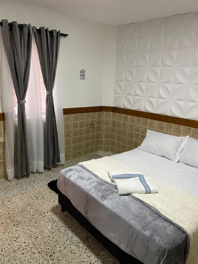 Casa Al Frente Del Pueblito Paisa Lejlighed Medellín Eksteriør billede