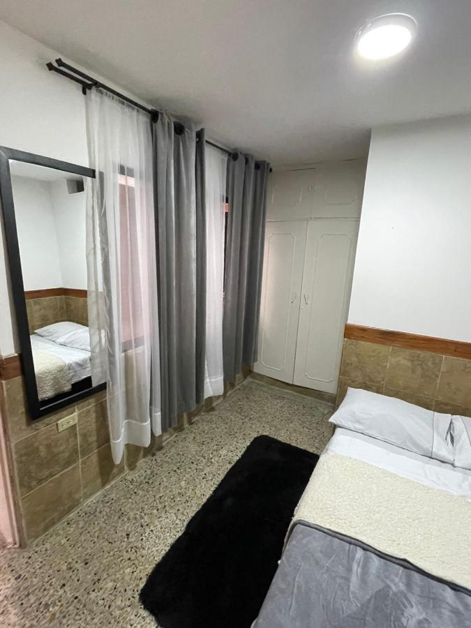 Casa Al Frente Del Pueblito Paisa Lejlighed Medellín Eksteriør billede