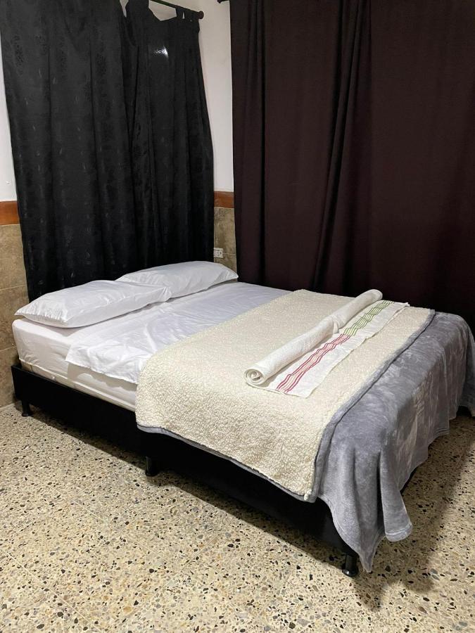Casa Al Frente Del Pueblito Paisa Lejlighed Medellín Eksteriør billede